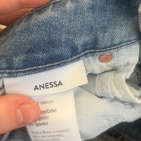 PAIGE Anessa Jean - Picture 5 of 6